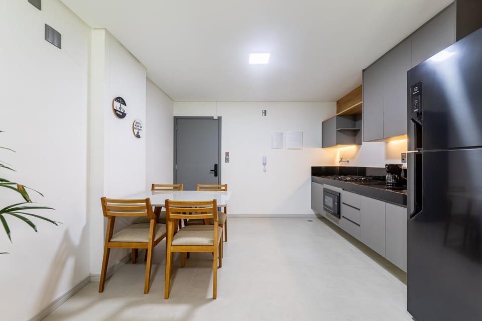 Dining area, dishwasher, minibar, stove