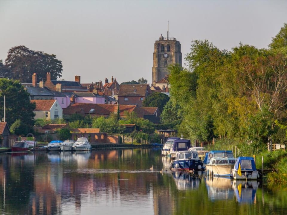 Pretty Cottage in Harleston, Norfolk, dog friendly House in Mid Suffolk District