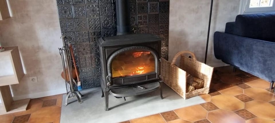 Library, Living room, Dining area, fireplace