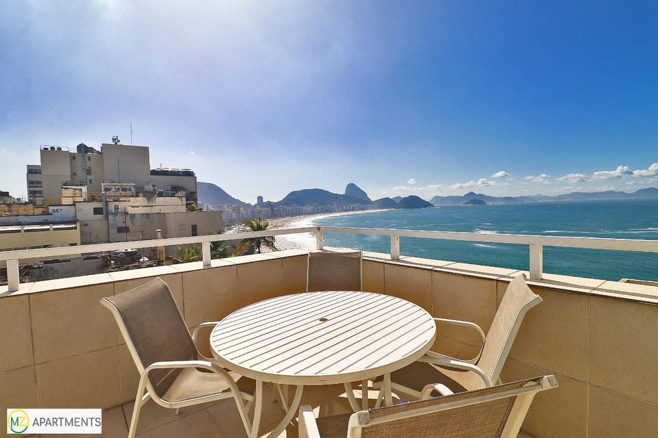 Beautiful 4BR duplex penthouse Apartment in Rio de Janeiro