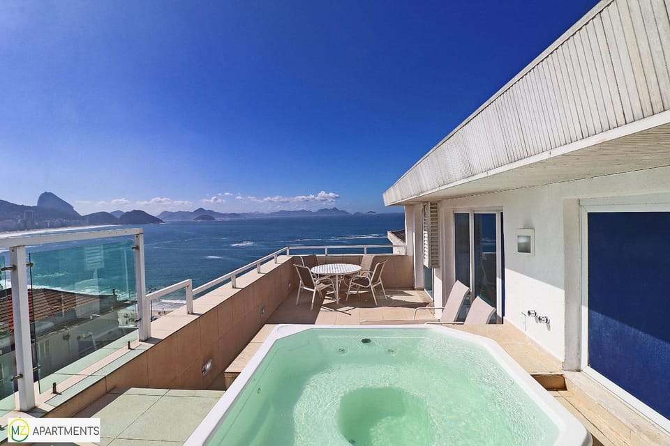 Beautiful 4BR duplex penthouse Apartment in Rio de Janeiro