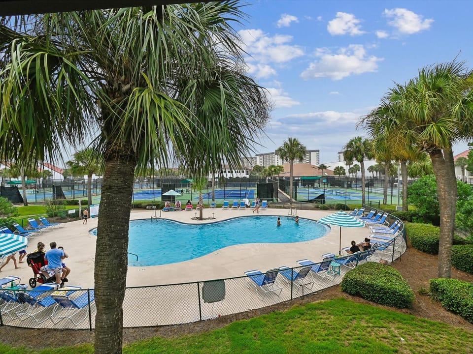 Garden, Tennis court, Swimming pool