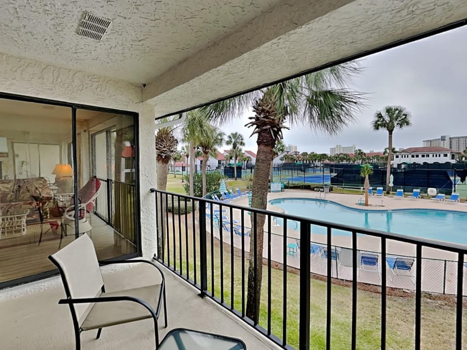Edgewater Villa #2713 - The Palm and Pool Villa House in Panama City Beach