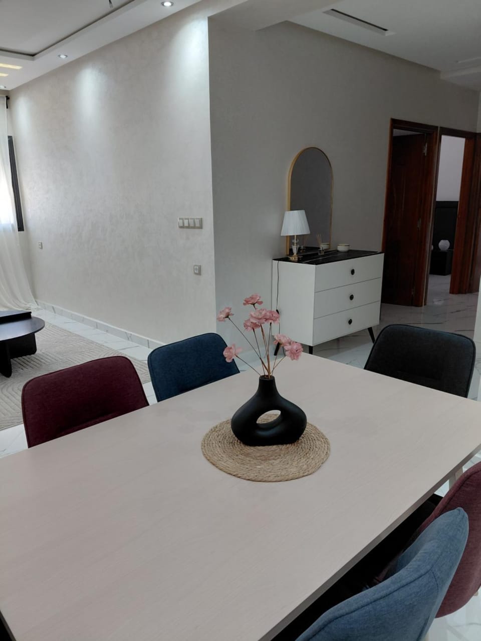 La Leïla Appartement neuf pour familles couples mariés et voyages d'affaires Apartment in Tangier