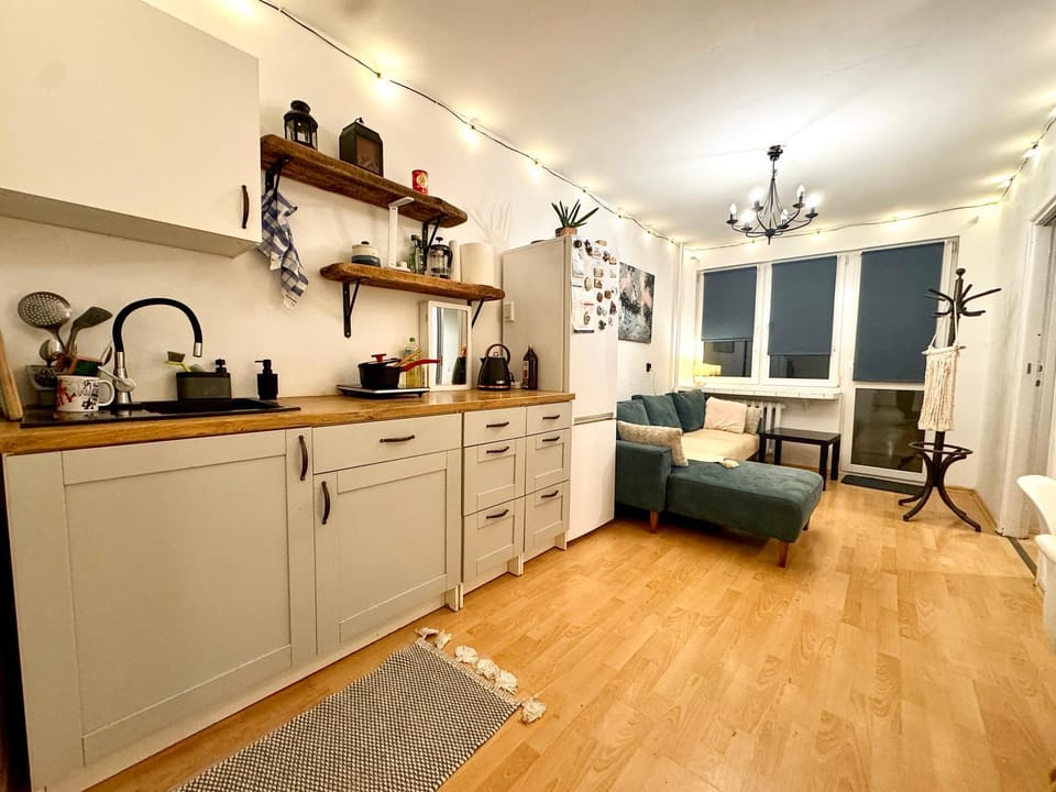 Kitchen or kitchenette, Living room, Seating area