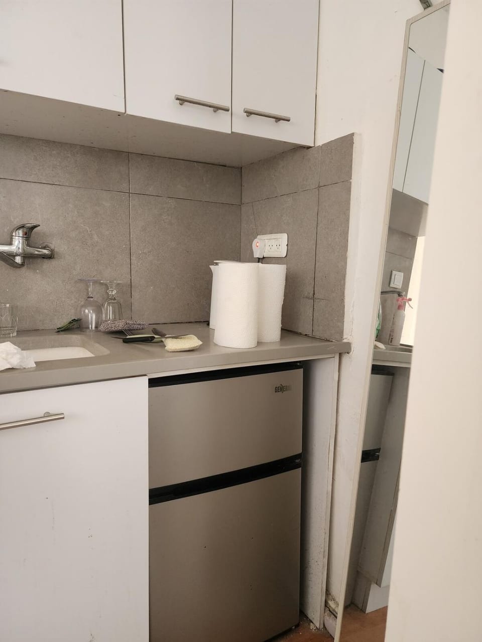 Sea Spirit & Sun by the beach Apartment in Tel Aviv-Yafo