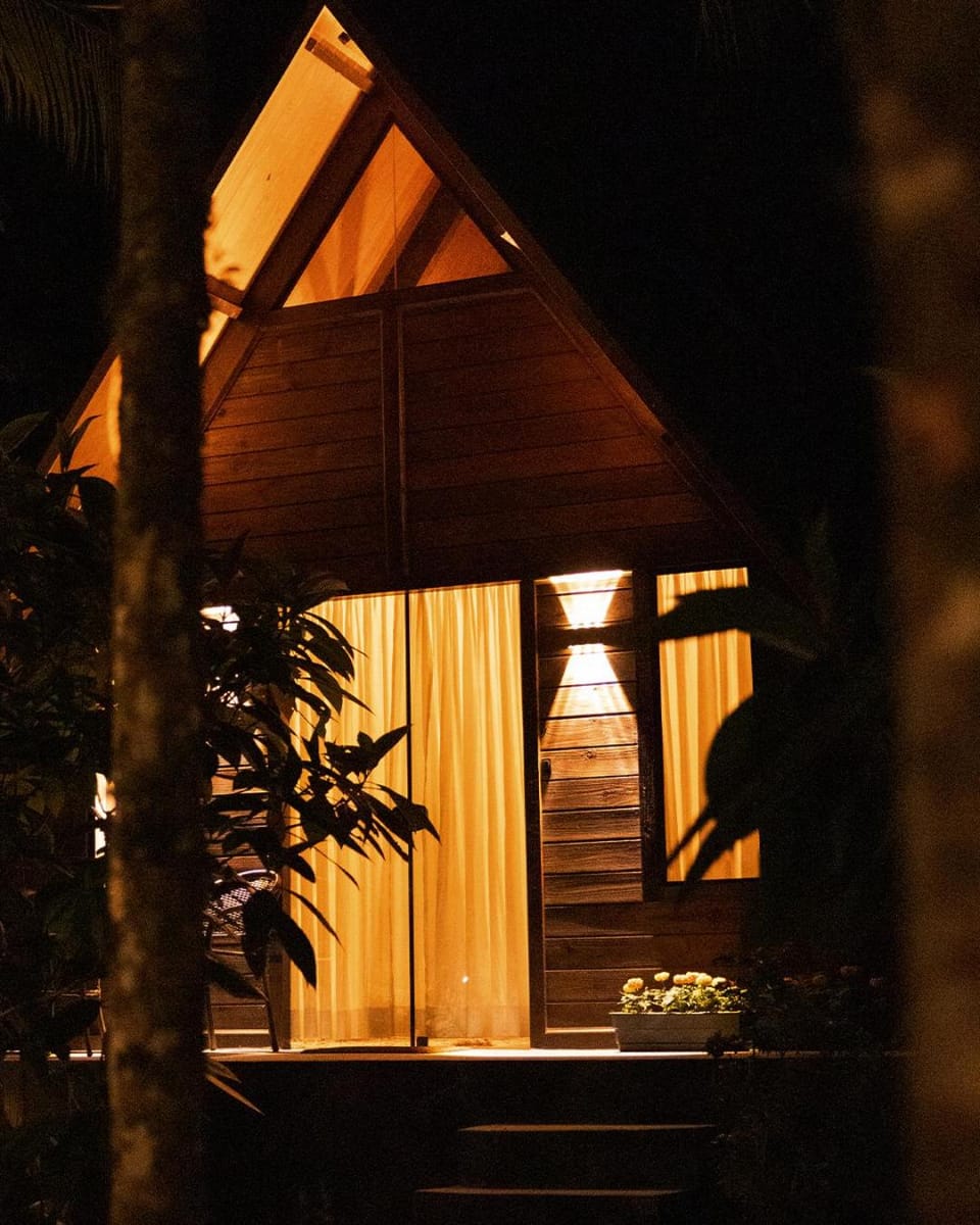 Facade/entrance, Night