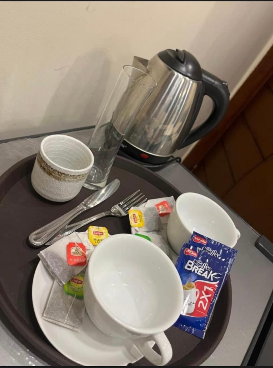 Coffee/tea facilities, Food and drinks