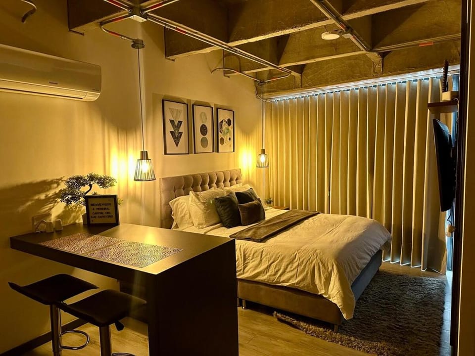 Suite tipo loft de lujo cerca al aeropuerto con AC Apartment in Pereira