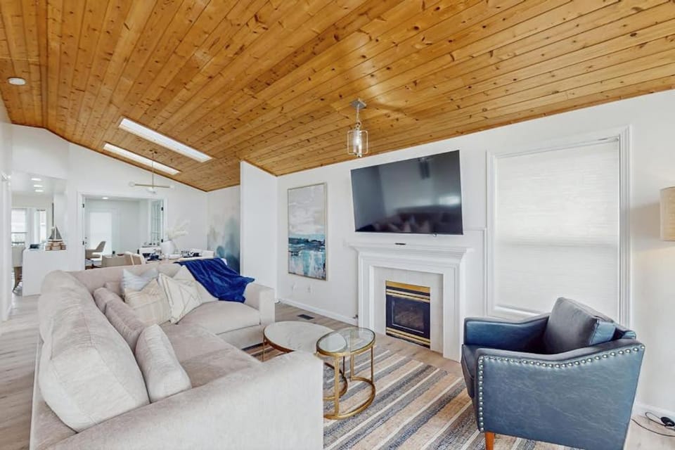 Luba's Beach House House in Camano Island