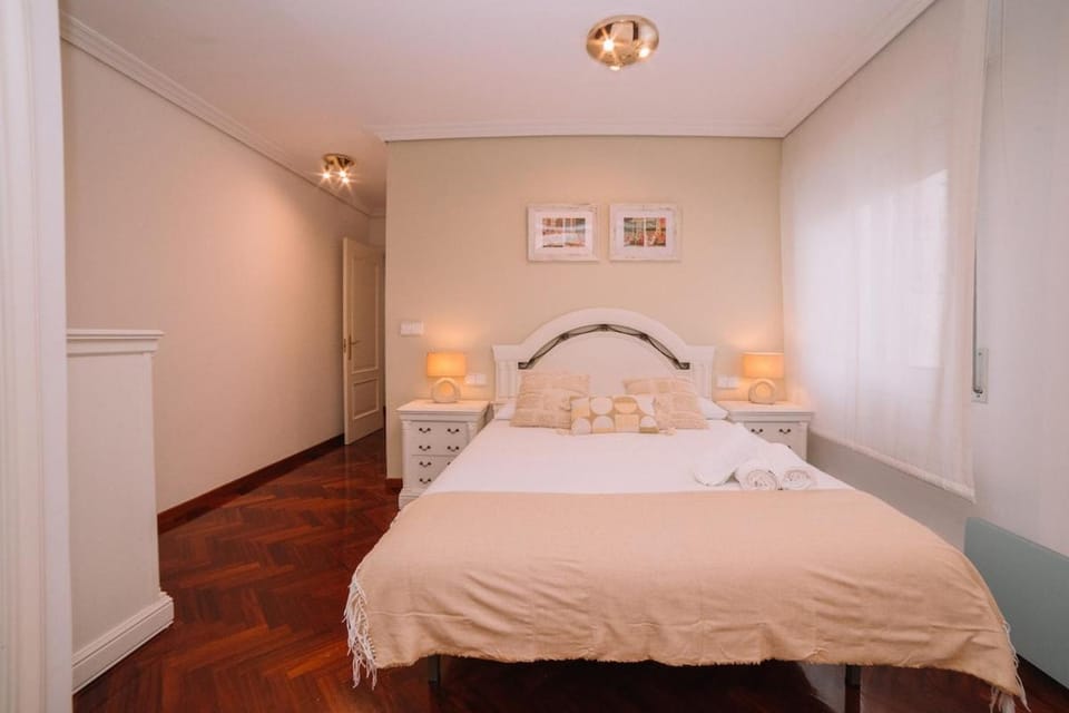 Espacio luz en el centro de Vigo by CABANA Rentals Apartment in Vigo