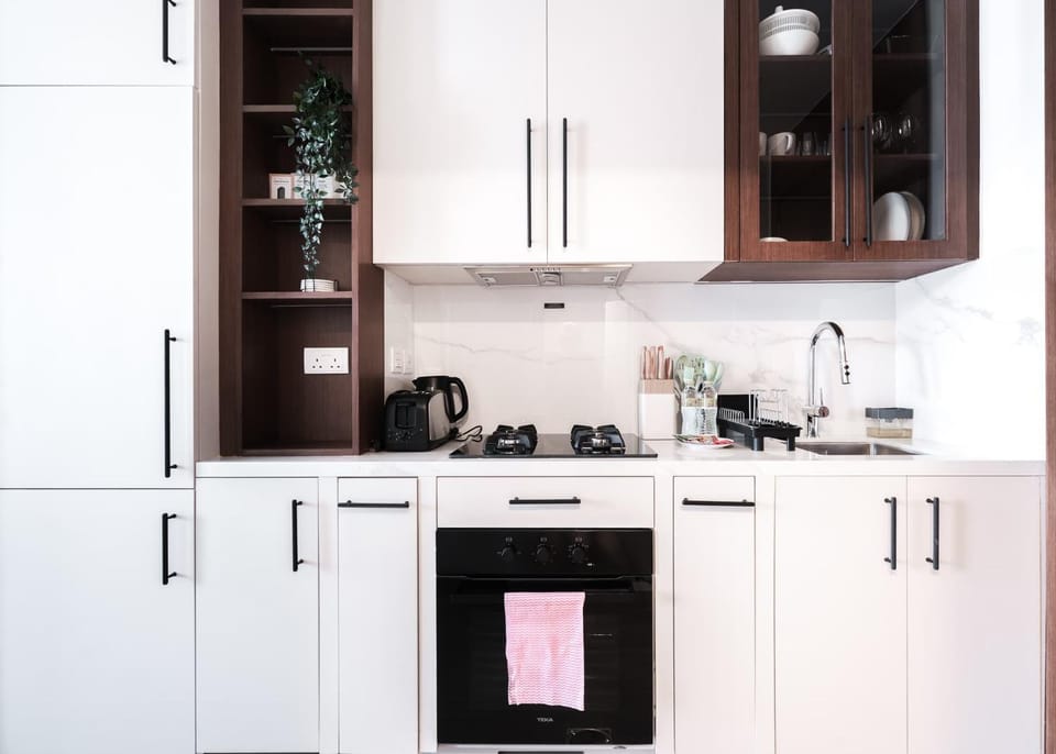 Free housekeeping visits during your stay - StayShort - Town Square sleeps 2 in Great Location Apartment in Dubai