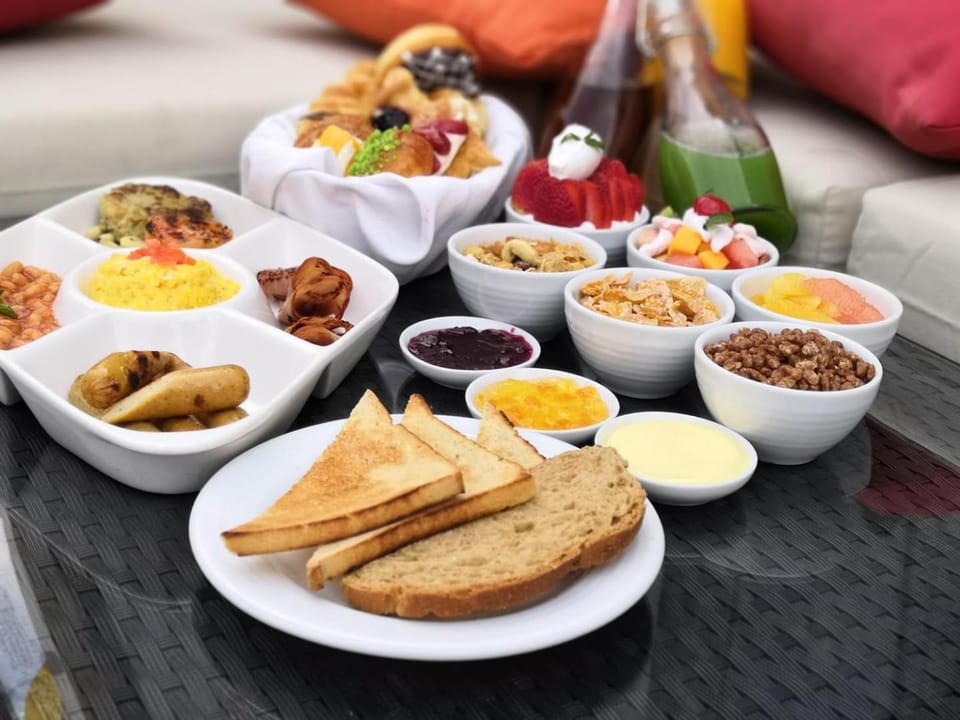Restaurant/places to eat