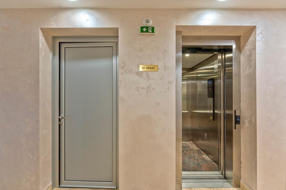 elevator