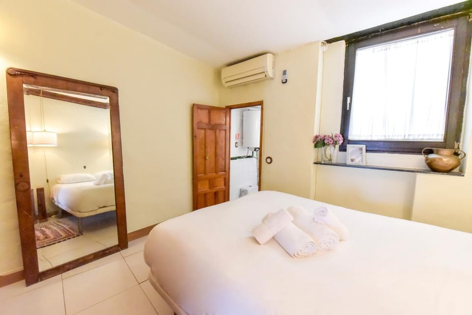 Bed, Photo of the whole room, Bedroom, towels, wardrobe, air conditioner