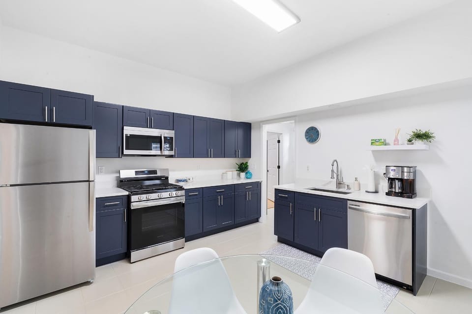 Montclair's Best Stays Apartment in Glen Ridge