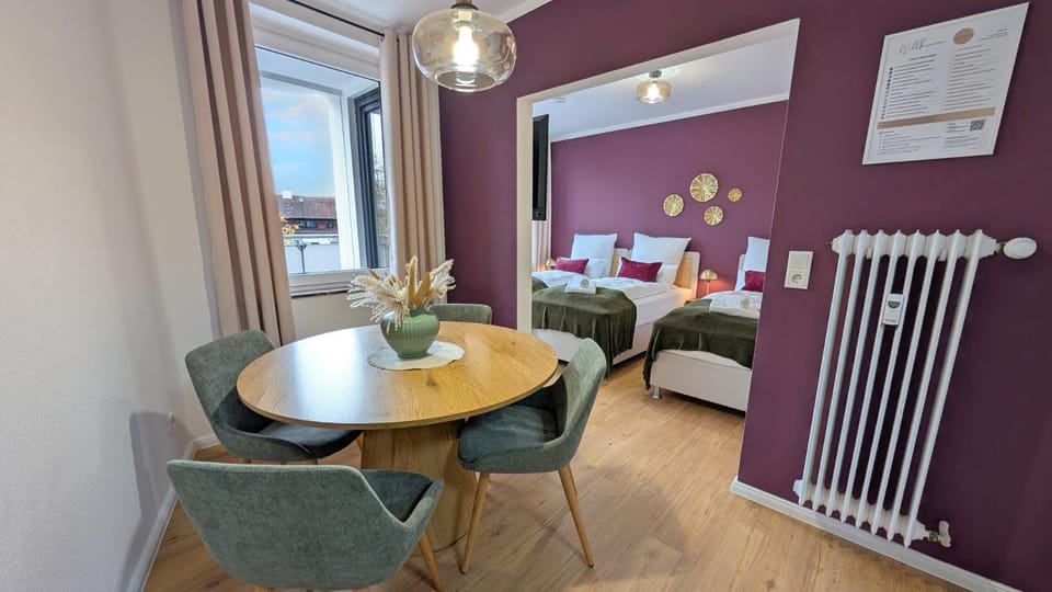 Bed, View (from property/room), Seating area, Dining area, heating