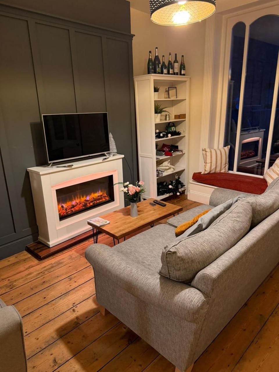 TV and multimedia, Living room, Seating area
