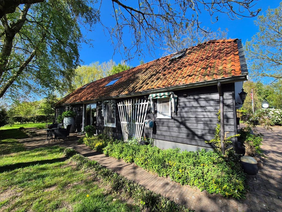 Gastenverblijf de Bloesem privé appartement Bed and Breakfast in Lunteren