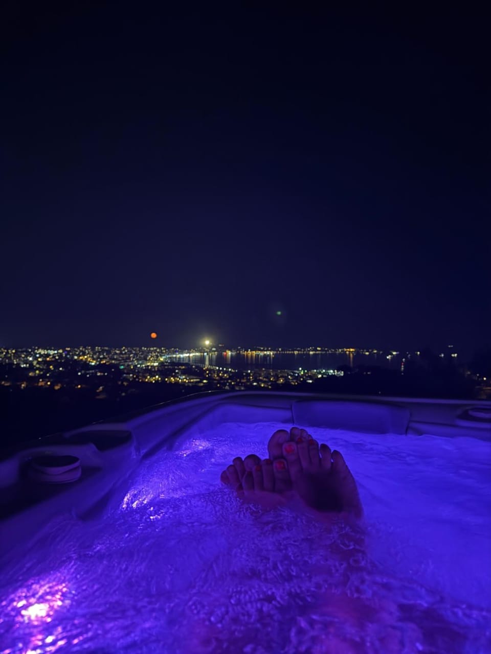 Night, Natural landscape, Hot Tub, Pool view, Swimming pool