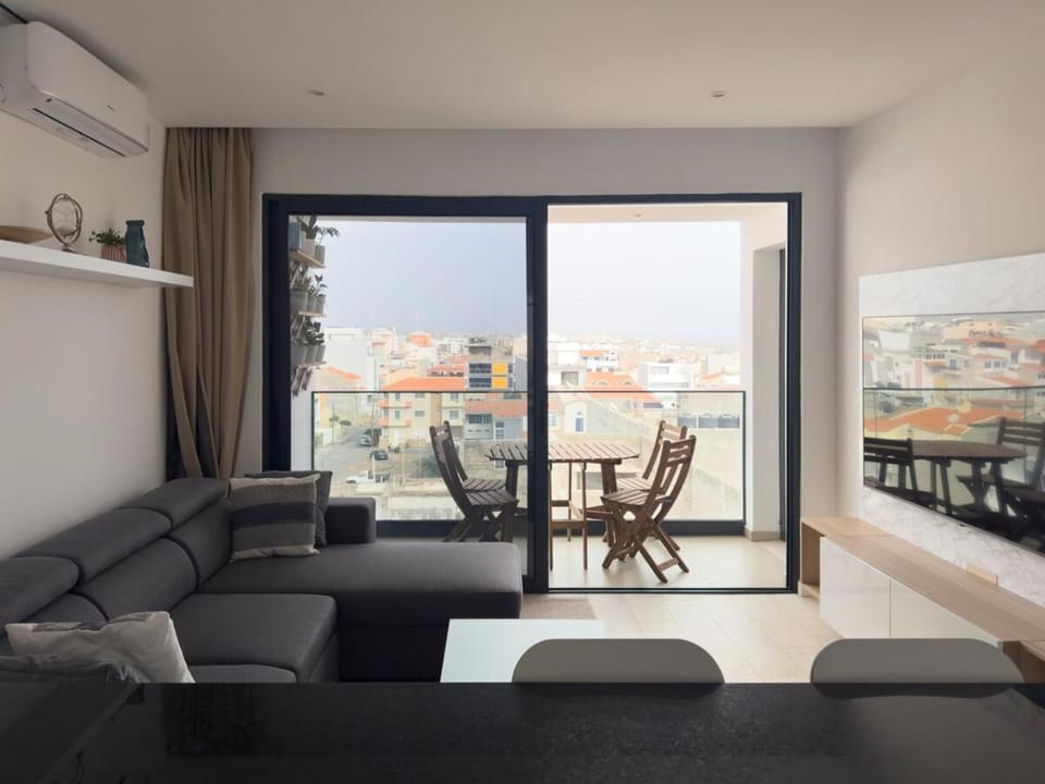 Cozy 2 bdr aprt, rooftop pool - LCGR Apartment in Praia