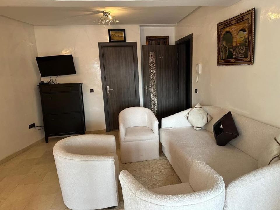 Communal lounge/ TV room, Seating area