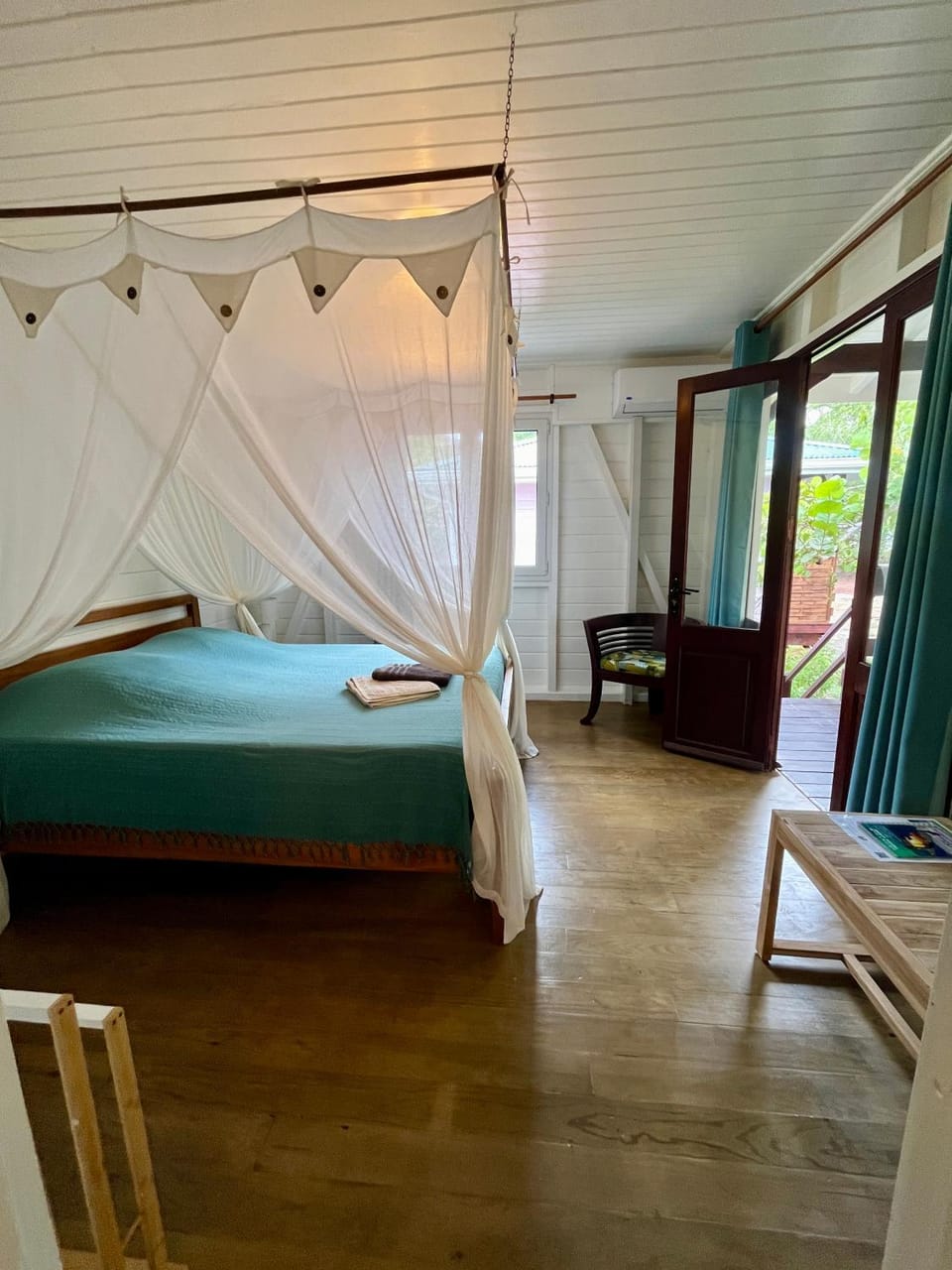 Bungalow sur la plage Balaou House in Martinique