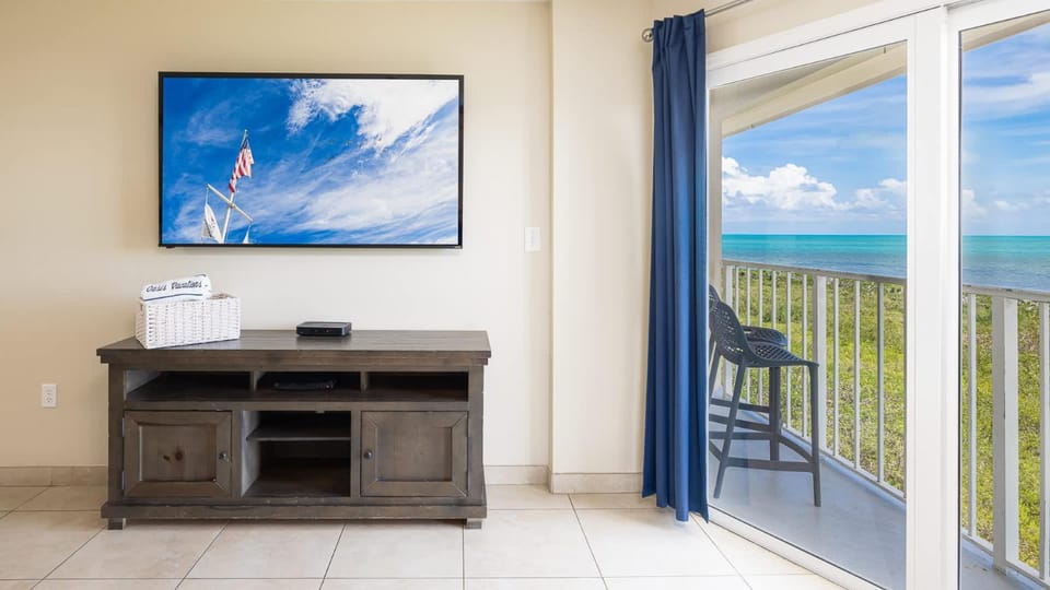 Coastal Joy 3412 Ocean Pointe Apartment in Tavernier