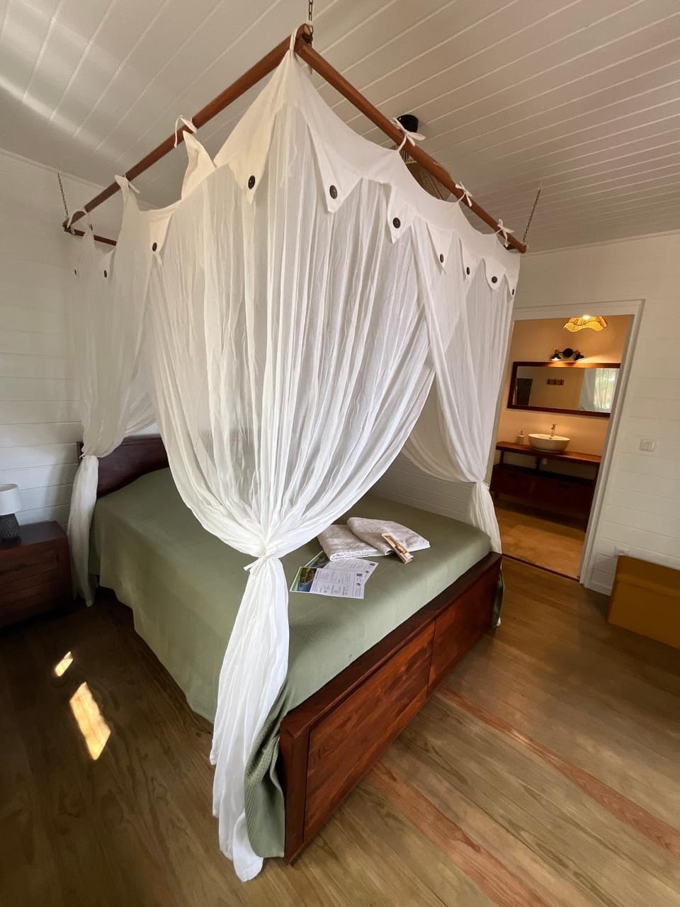 Bungalow sur la plage Pélican House in Martinique