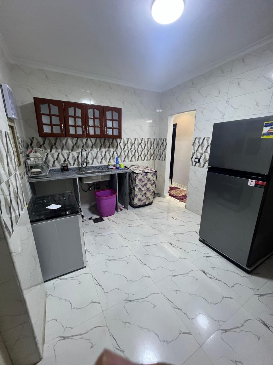 Kitchen or kitchenette, minibar, oven