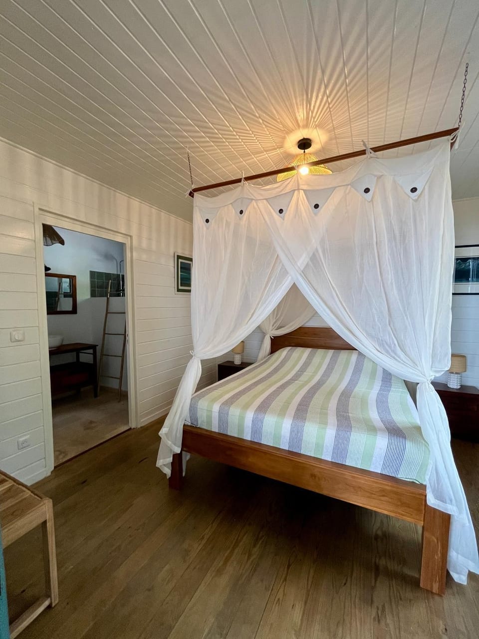 Bungalow sur la plage Barracuda House in Martinique