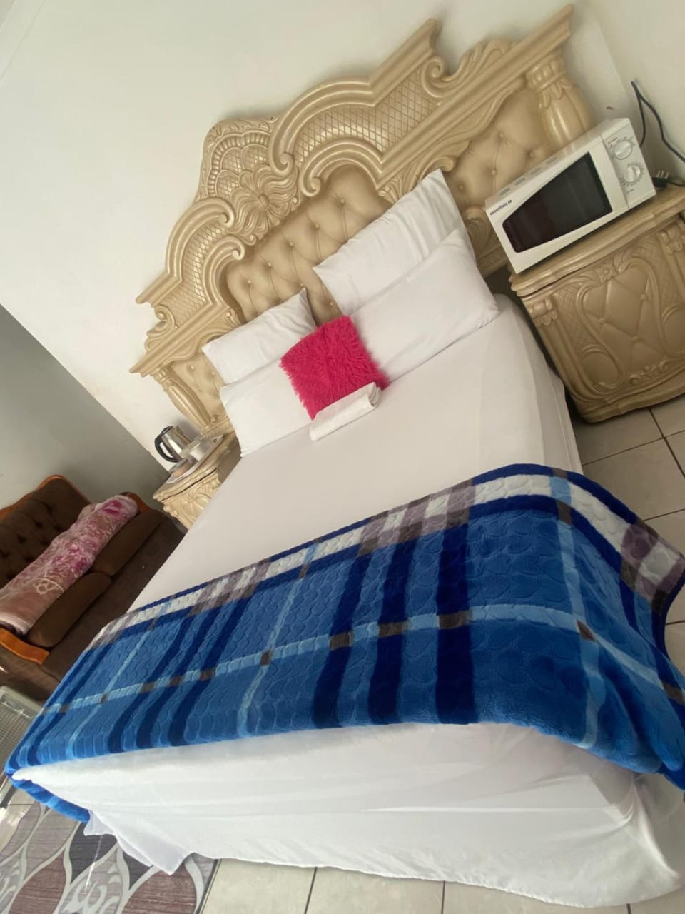 Sky Blue Guest House Bed and Breakfast in North West, South Africa