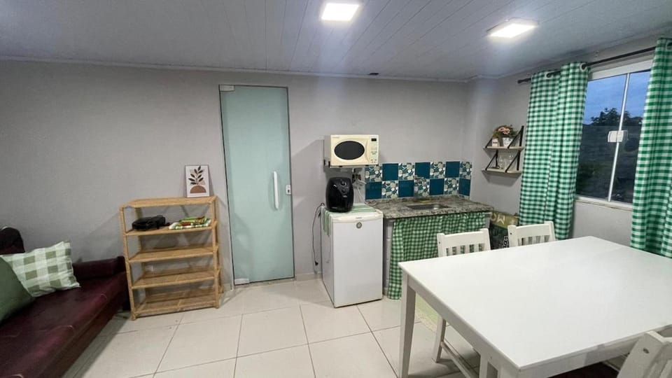 Kitchen or kitchenette, Living room, Dining area, minibar