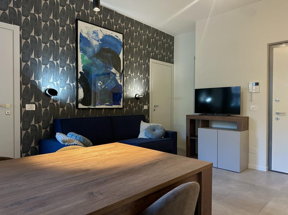 TV and multimedia, Living room, Bedroom