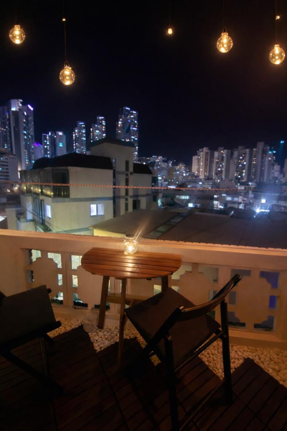 Haeundae Mood House Black Rose Apartment in Busan