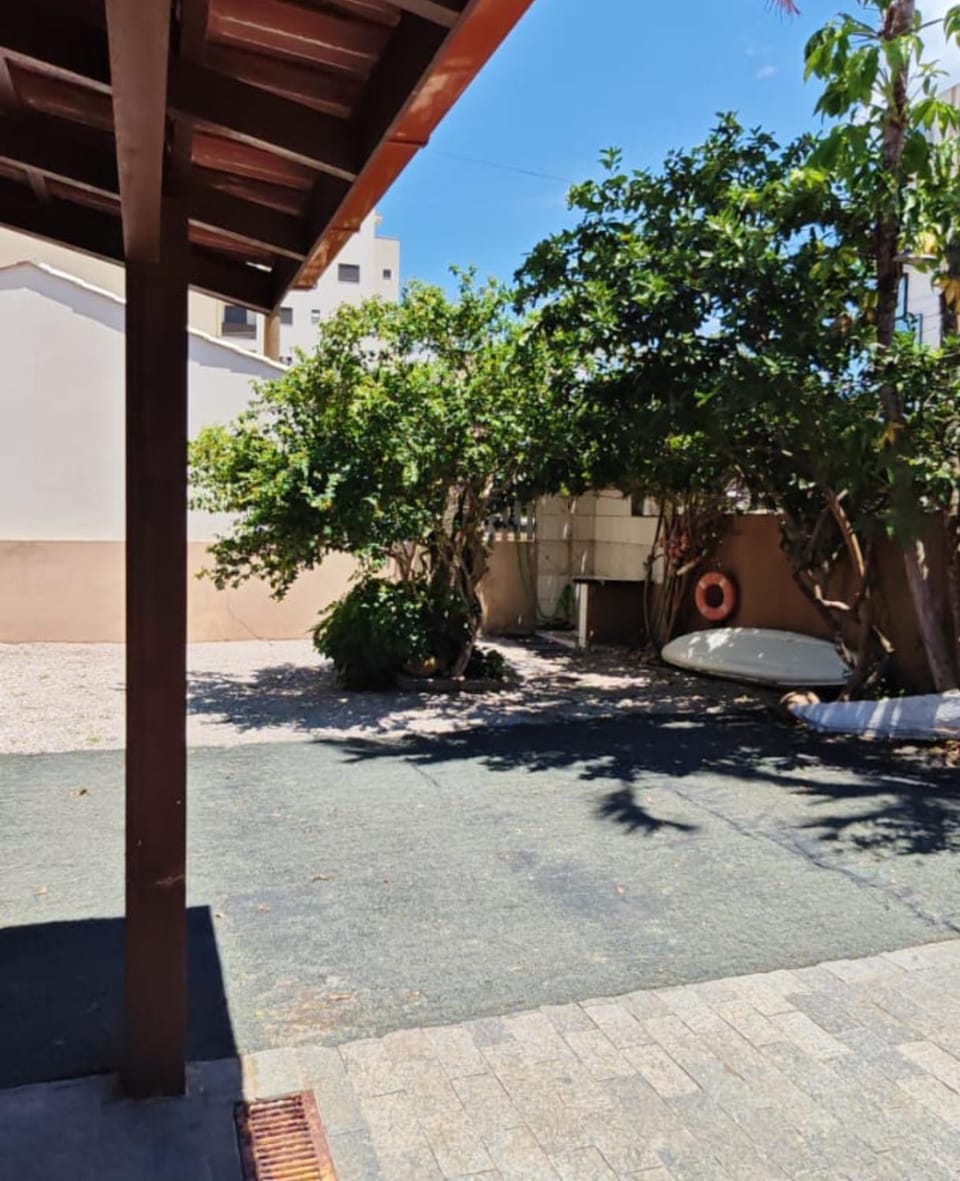 Shower, Inner courtyard view