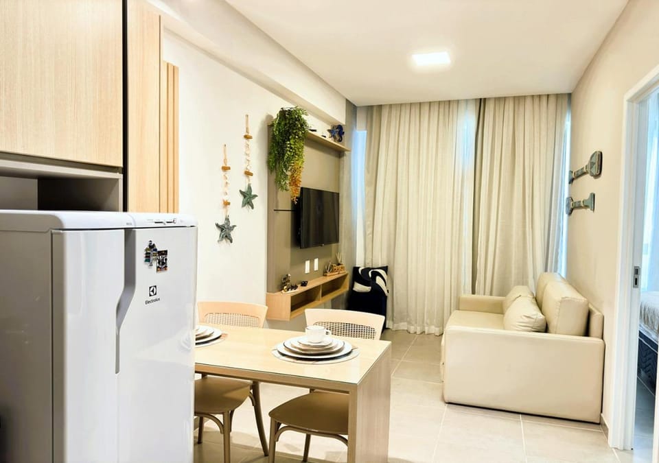 Communal lounge/ TV room, TV and multimedia, Kitchen or kitchenette, Seating area, Dining area