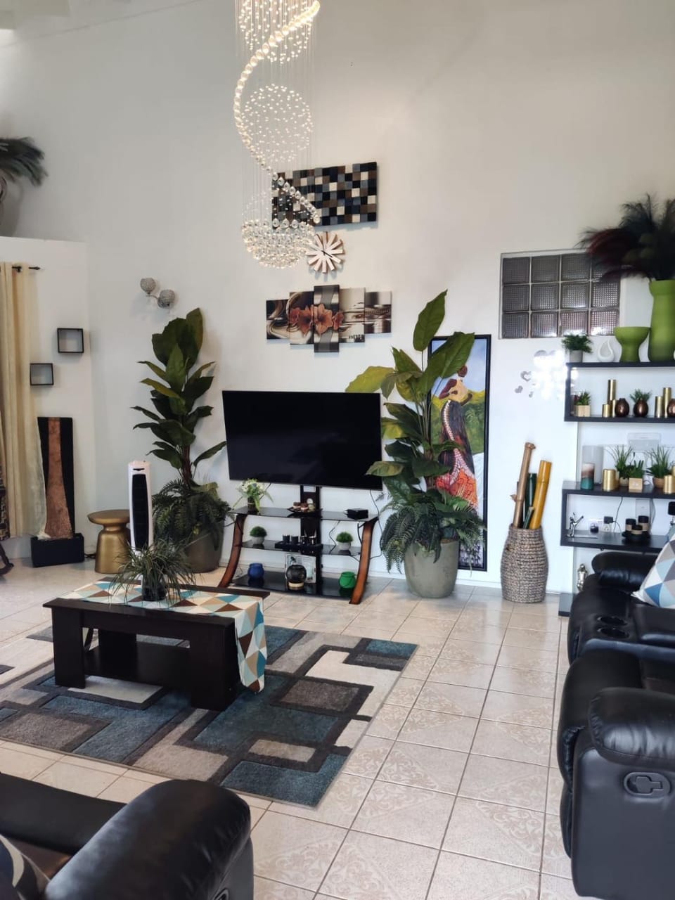 TV and multimedia, Living room, Seating area
