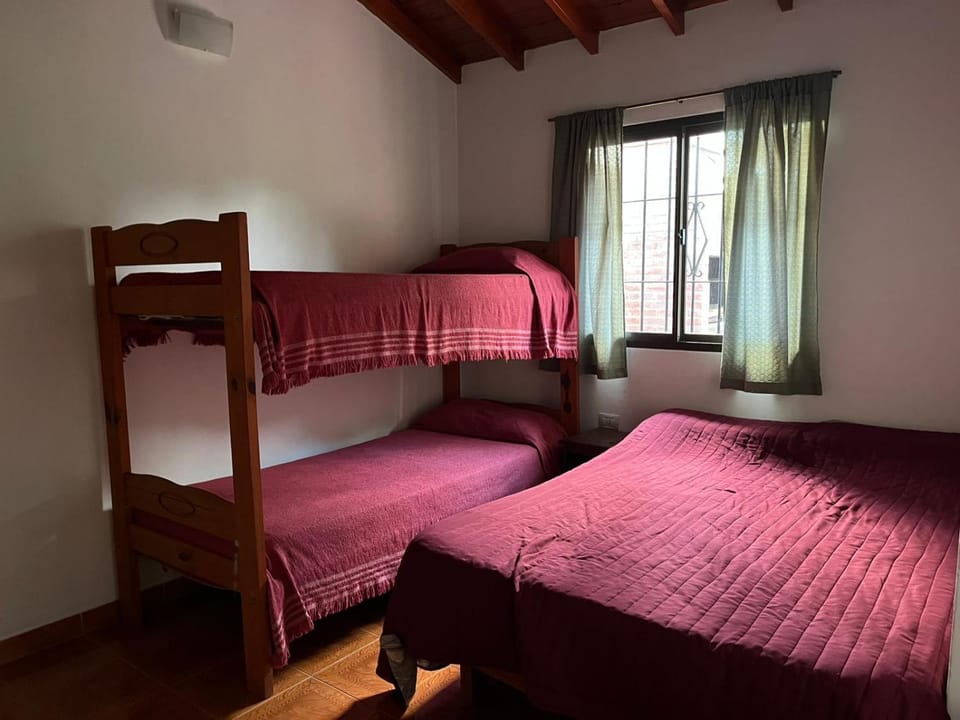 Bed, Bedroom, bunk bed