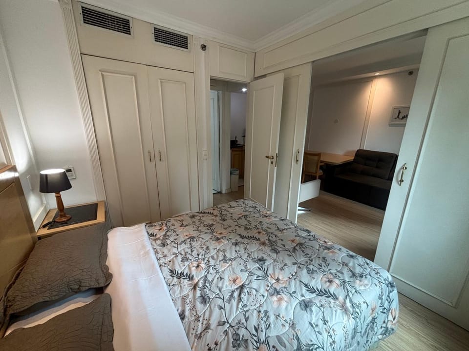 Hotel Jardins Univer Pamplona com garage coz 1201 Hotel in Sao Paulo City