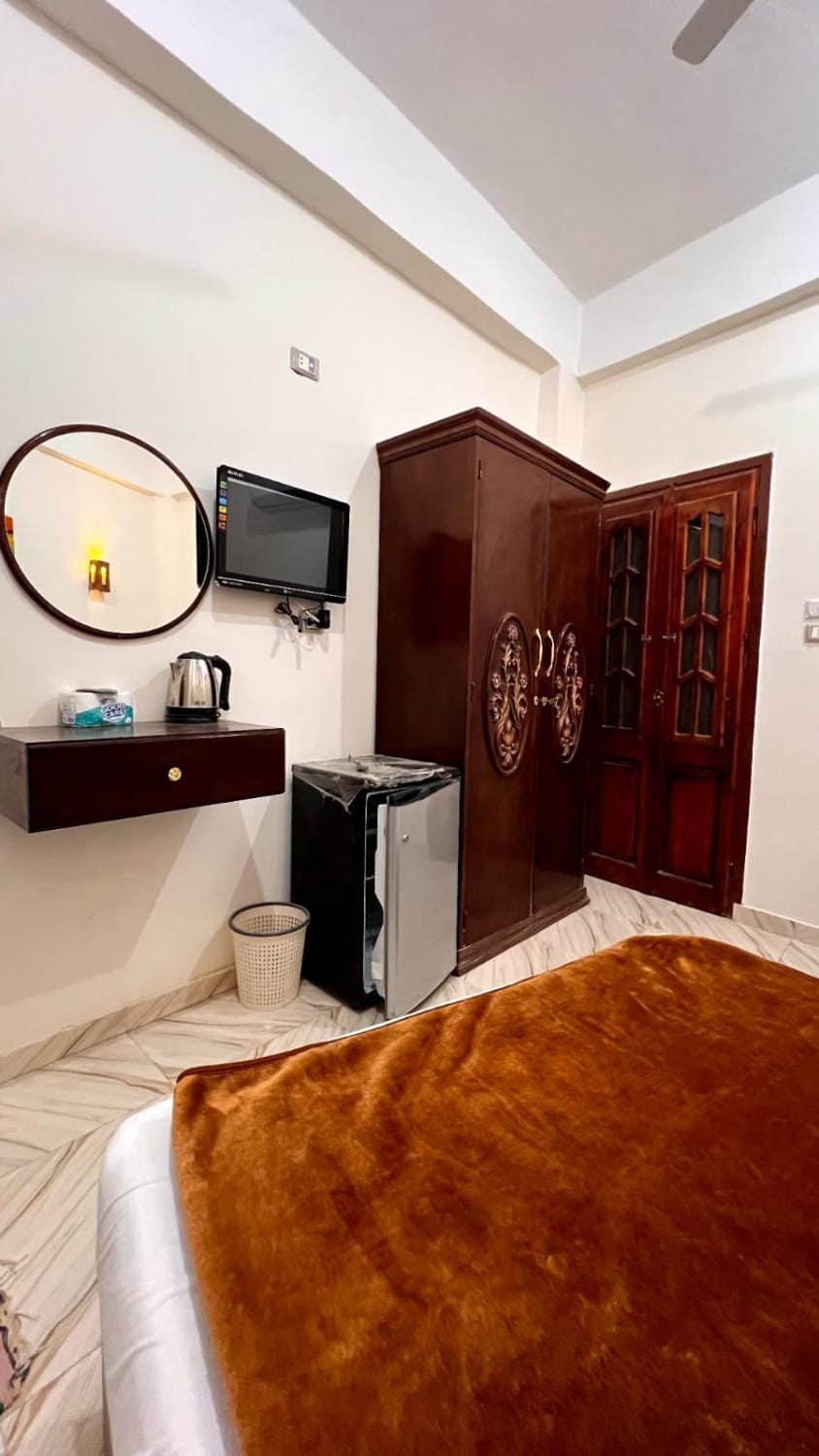 TV and multimedia, wardrobe