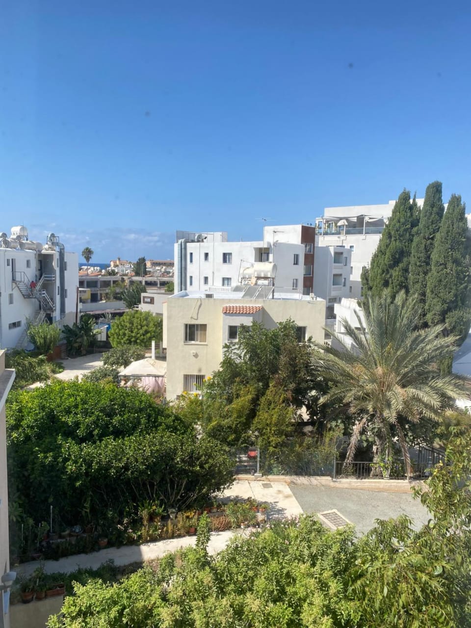 Newly Renovated Light House Beach 8 min Apartment in Paphos
