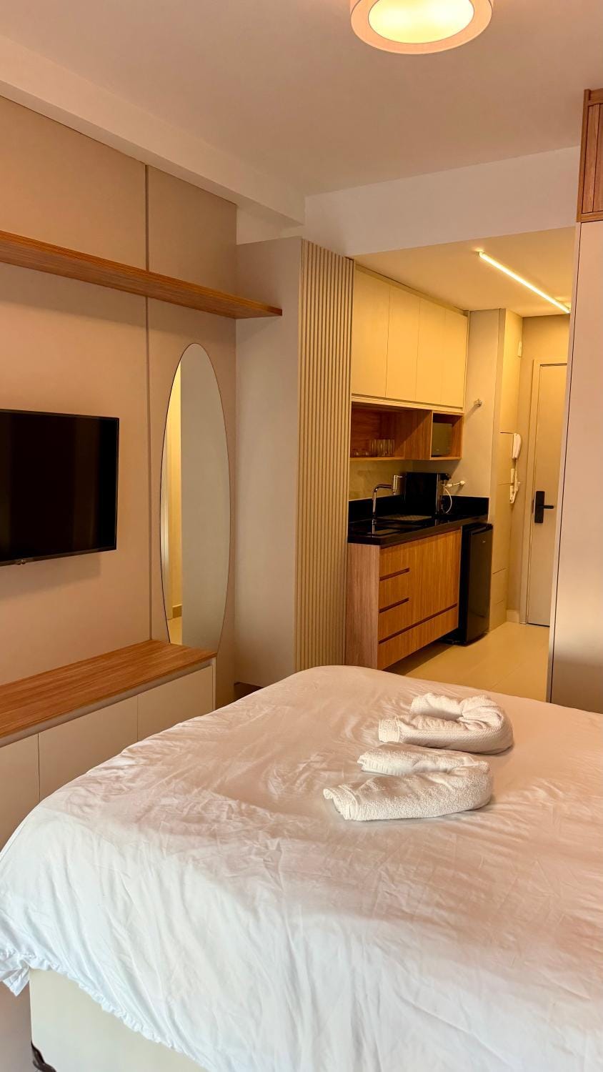 TV and multimedia, Kitchen or kitchenette, Photo of the whole room