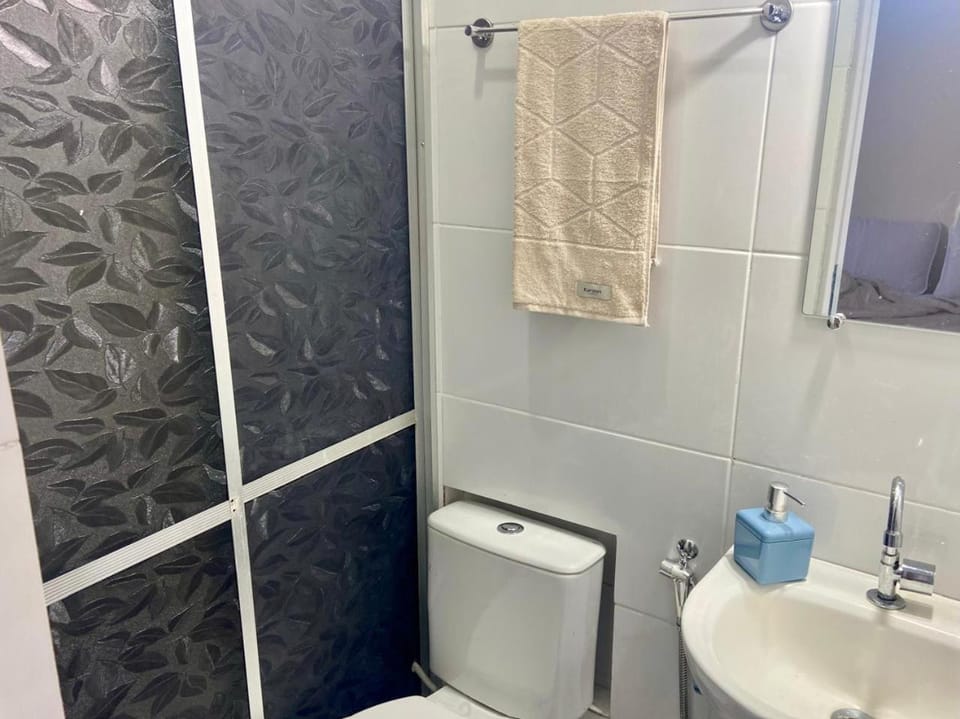 Bathroom, towels