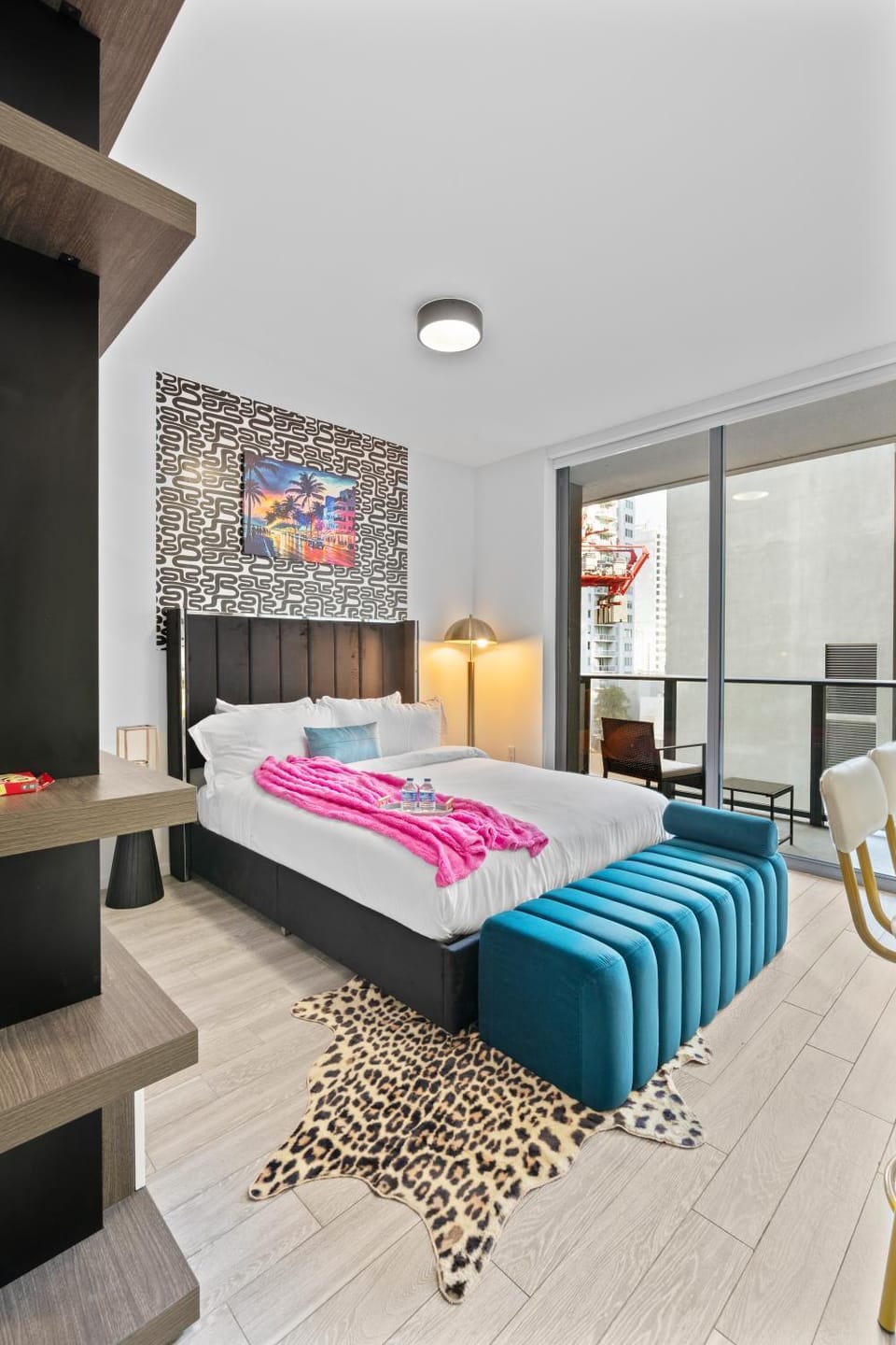 Property building, Bed
