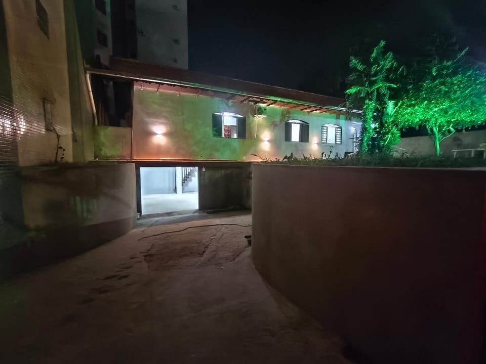 Conforto e privacidade no coração de Cascavel Villa in Cascavel