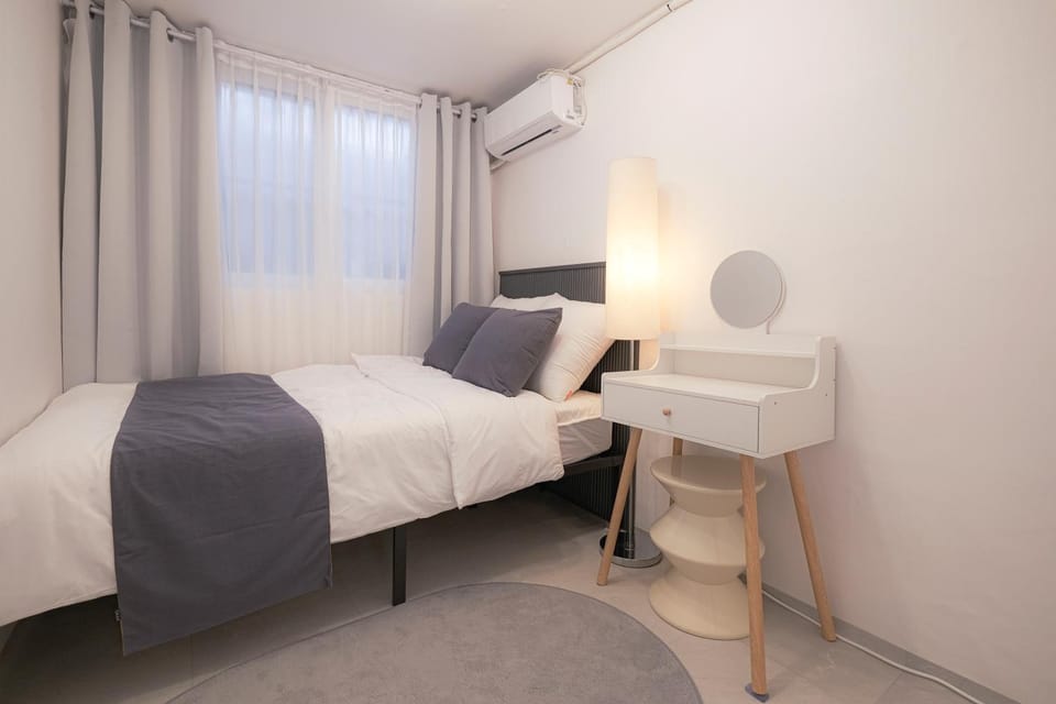 berry house#홍대역3번출구도보1분#최상의위치 Apartment in Seoul