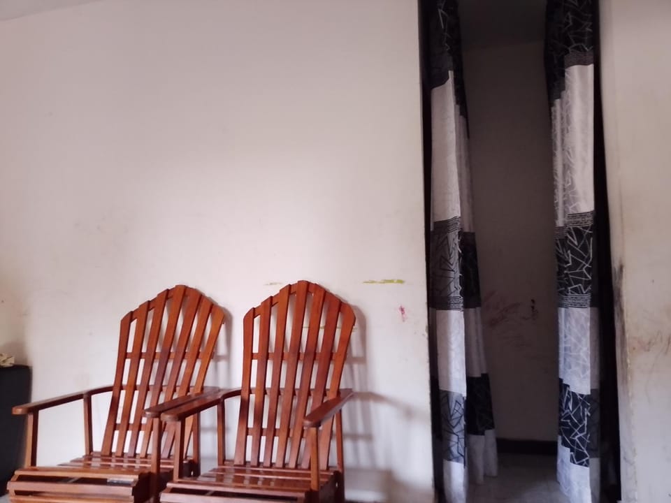 Enaya Chalet in Kamburugamuwa
