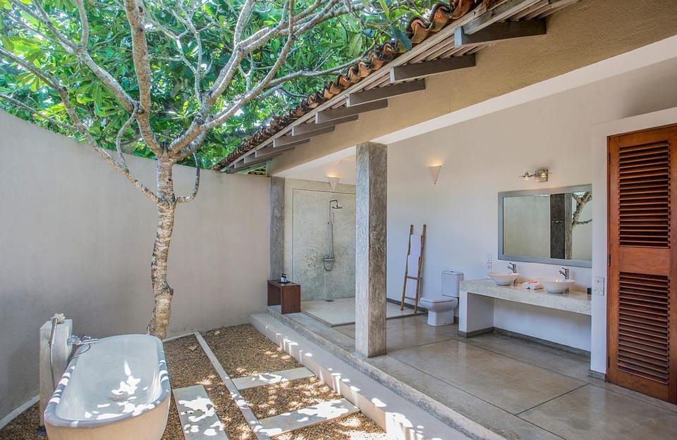 Bathroom, Bath