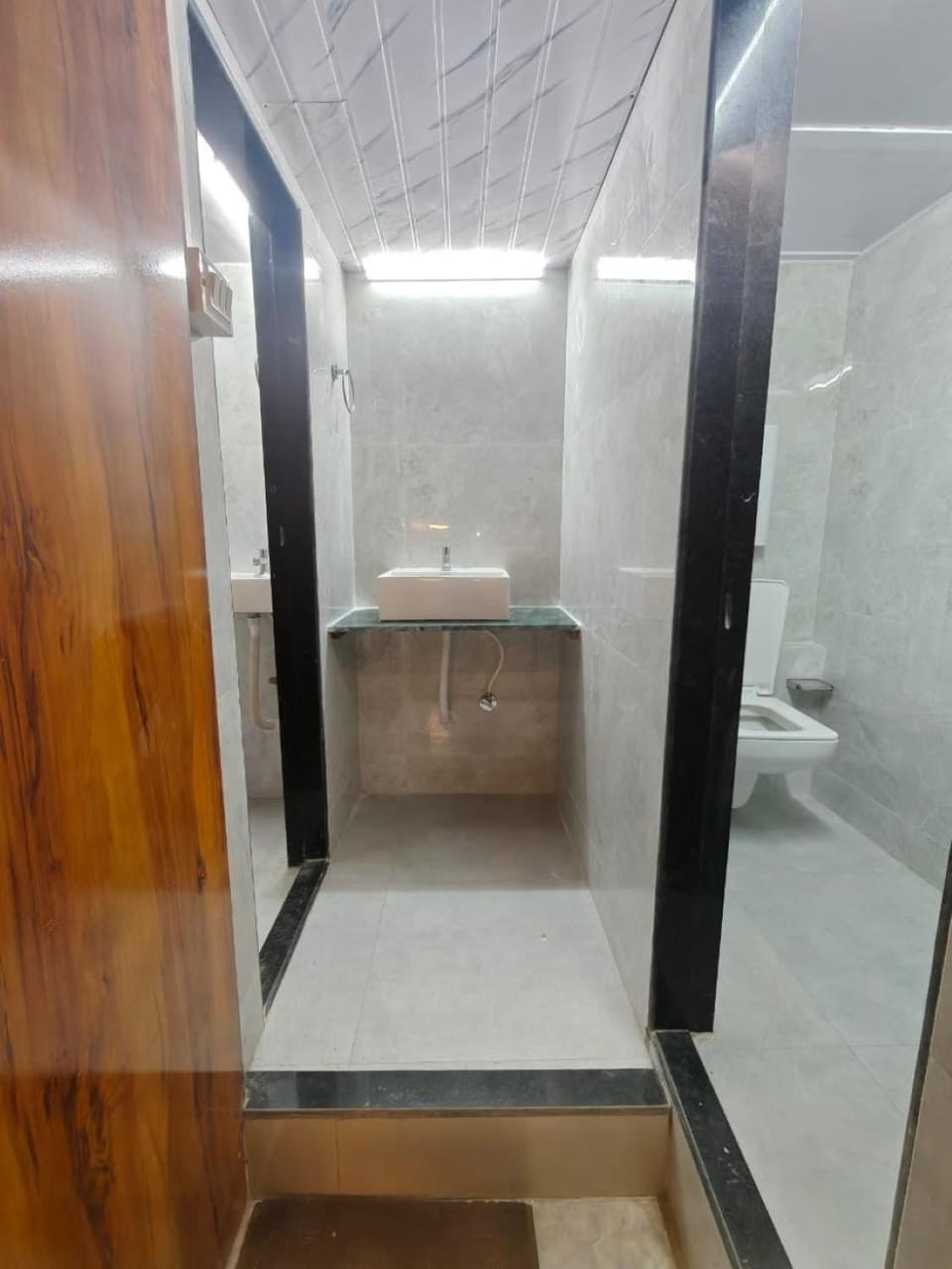 Transit Stay Dormitory Hostel in Mumbai